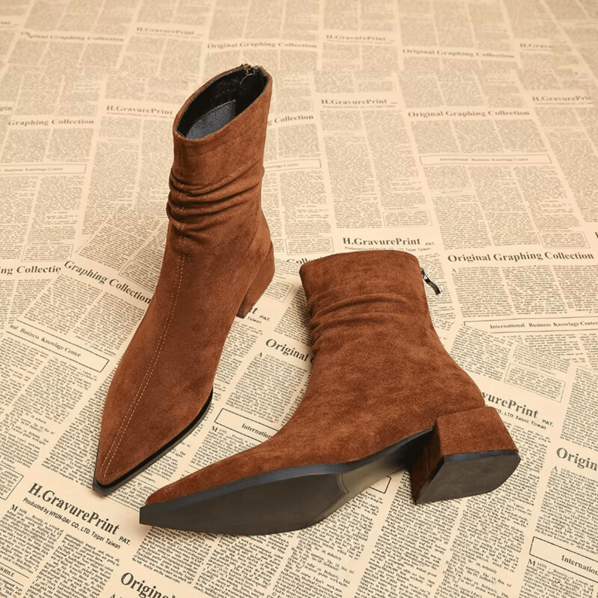 Hortense | Bottines en Suédine à Bout Pointu